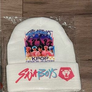 NEW White K-Pop Demon Hunters Beanie feat. Saja Boys